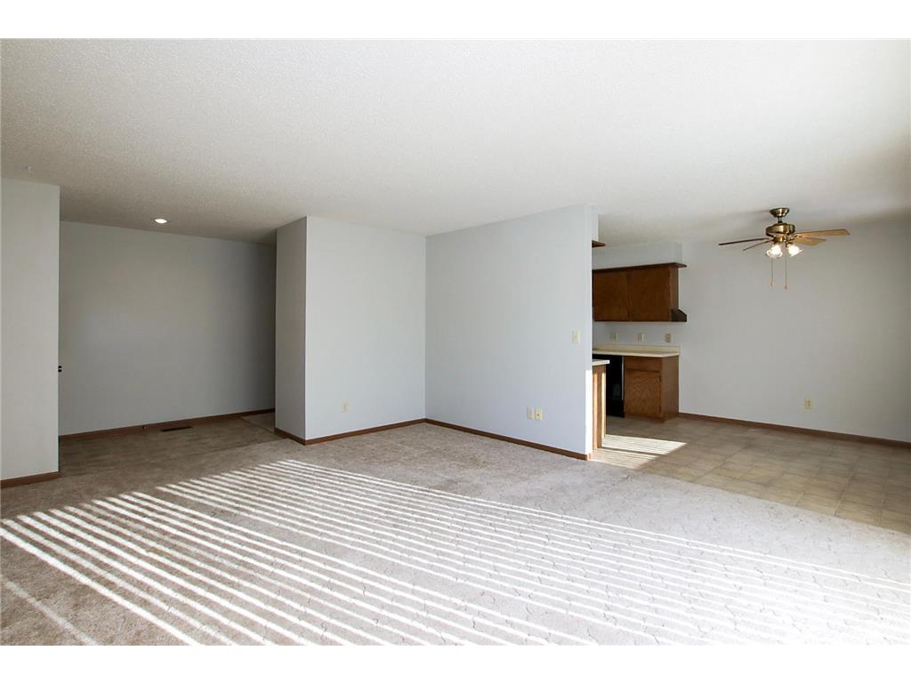 555 Graham Street SW Hutchinson MN 55350 7004667 image4