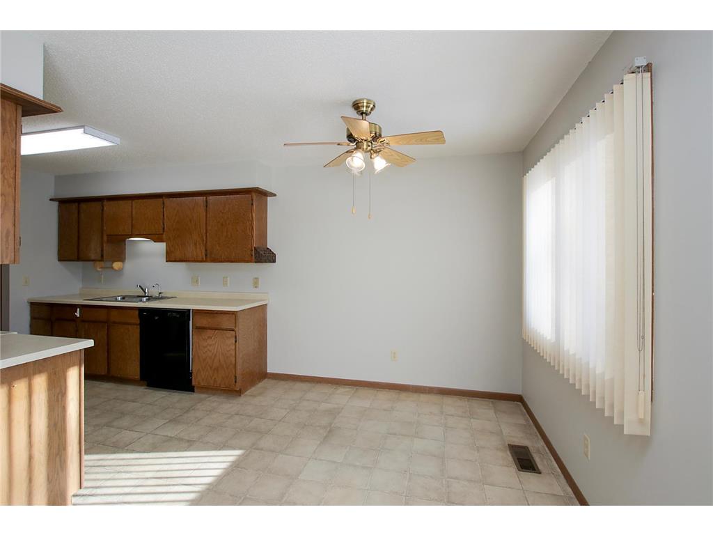 555 Graham Street SW Hutchinson MN 55350 7004667 image8