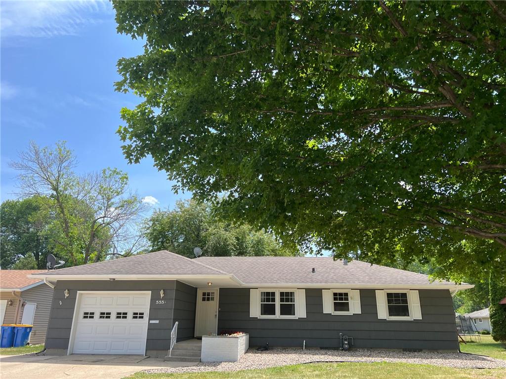 555 McIndoe Street Owatonna MN 55060 6386778 image1