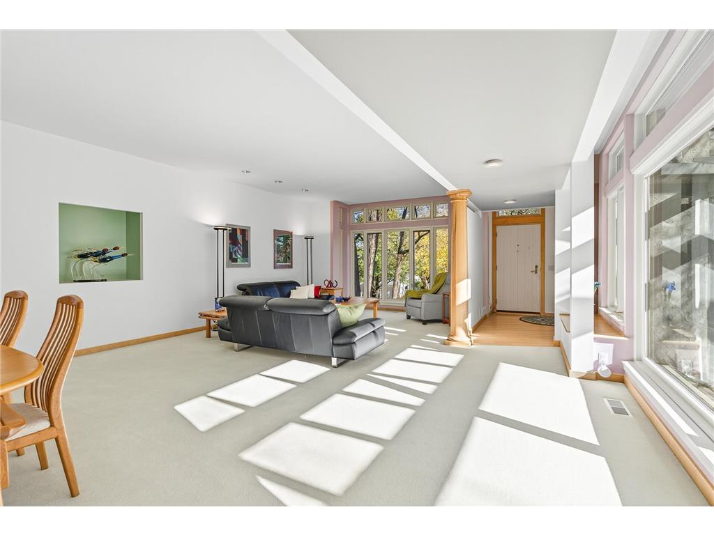 555 Montcalm Place Saint Paul MN 55116 7045330 image4