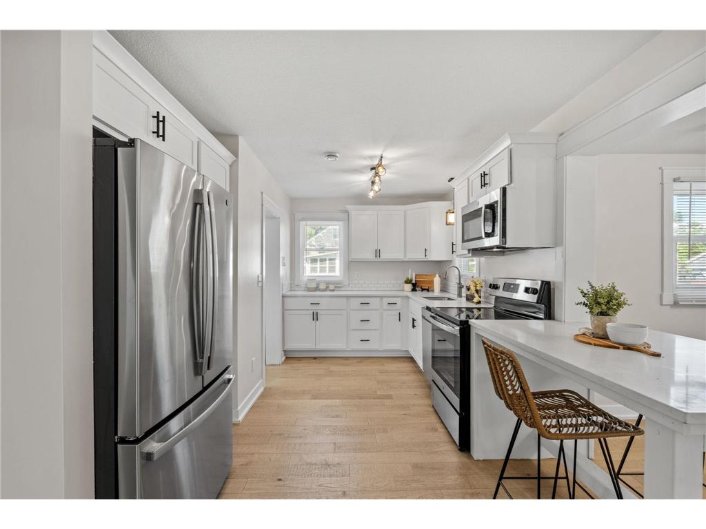 555 N Shore Drive Forest Lake MN 55025 - Forest 7111571 image14