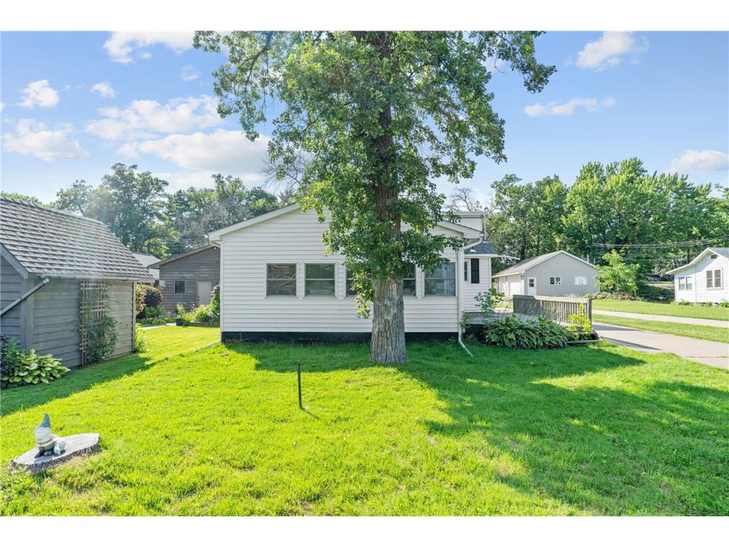 555 N Shore Drive Forest Lake MN 55025 - Forest 7111571 image7