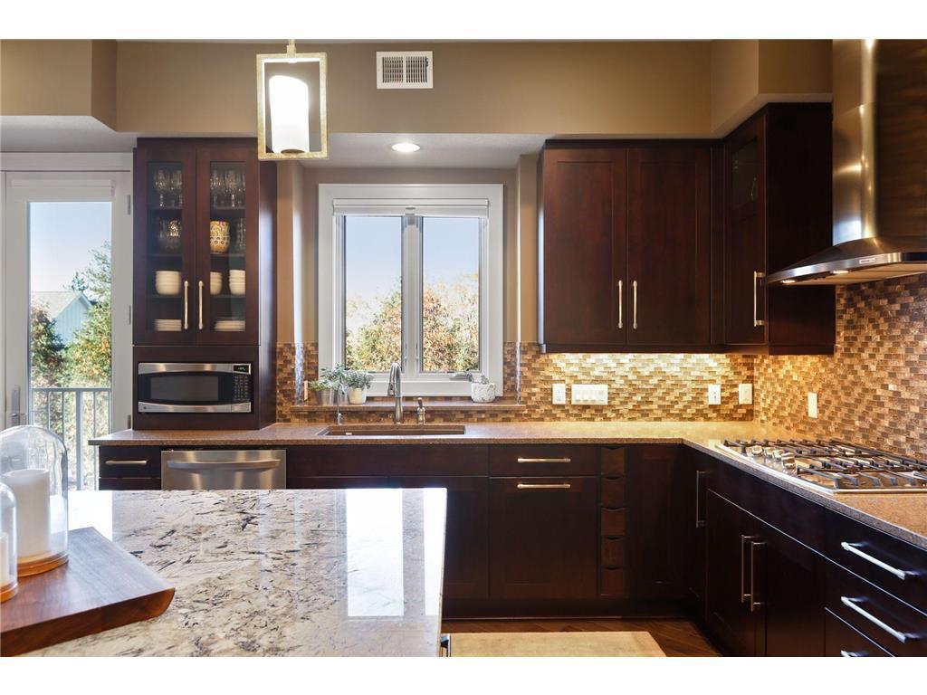 555 Oak Ridge Place #150 Hopkins MN 55305 7102042 image14