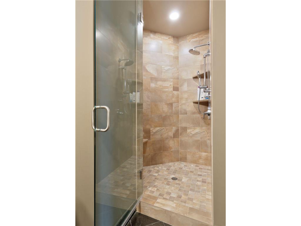 555 Oak Ridge Place #150 Hopkins MN 55305 7102042 image28