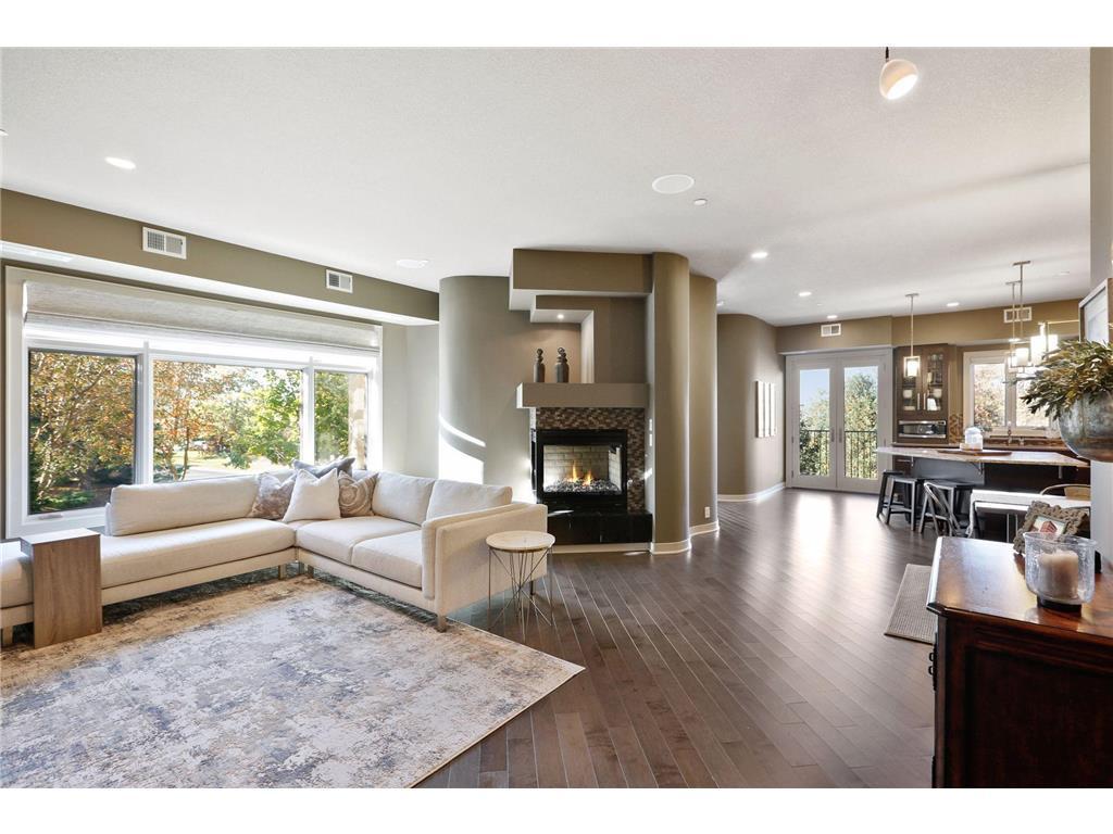 555 Oak Ridge Place #150 Hopkins MN 55305 7102042 image4