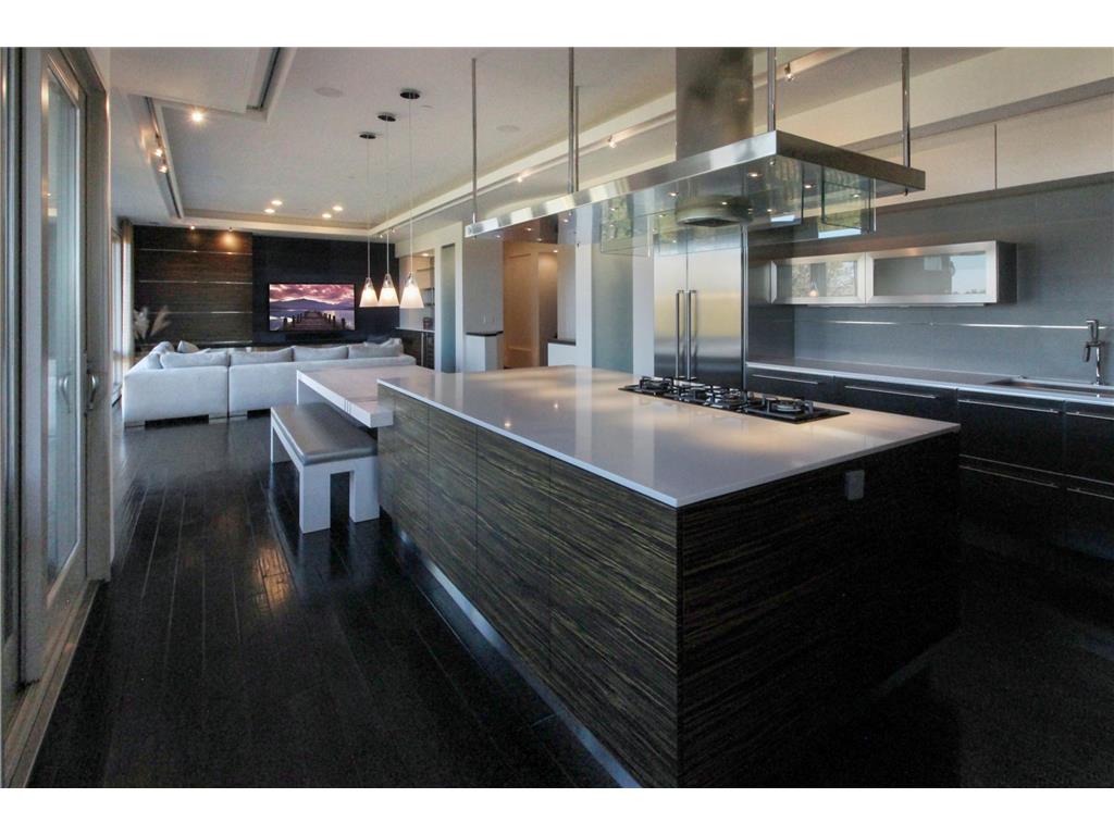 555 Oak Ridge Place #310 Hopkins MN 55305 6271343 image1