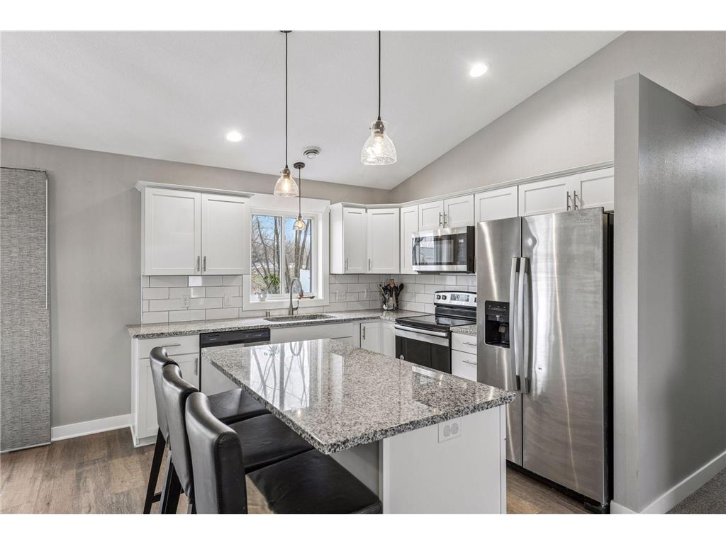 555 Western Avenue Green Isle MN 55338 7084541 image1