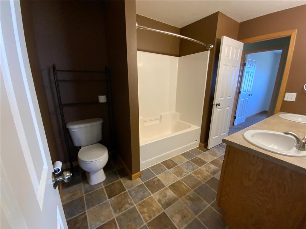 555 Willow Avenue Eden Valley MN 55329 7060352 image14