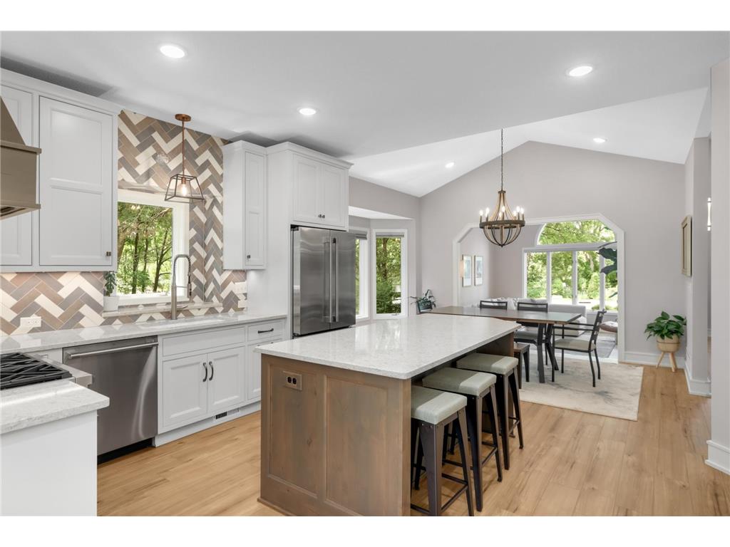 5550 Chatsworth Street N Shoreview MN 55126 7083496 image15