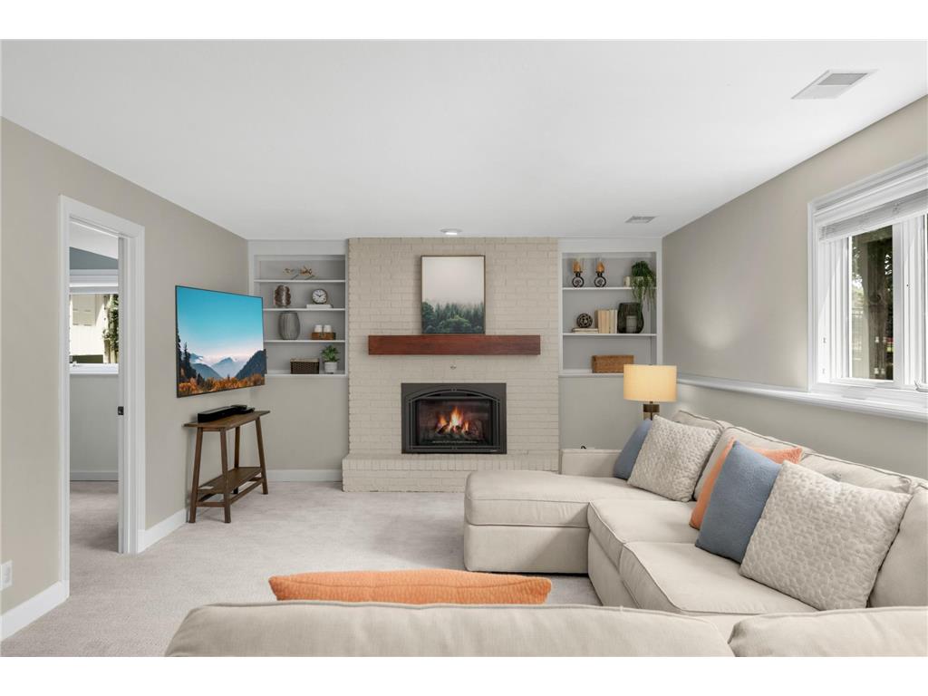 5550 Chatsworth Street N Shoreview MN 55126 7083496 image27