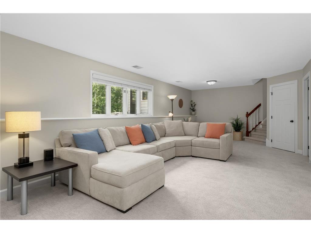 5550 Chatsworth Street N Shoreview MN 55126 7083496 image28