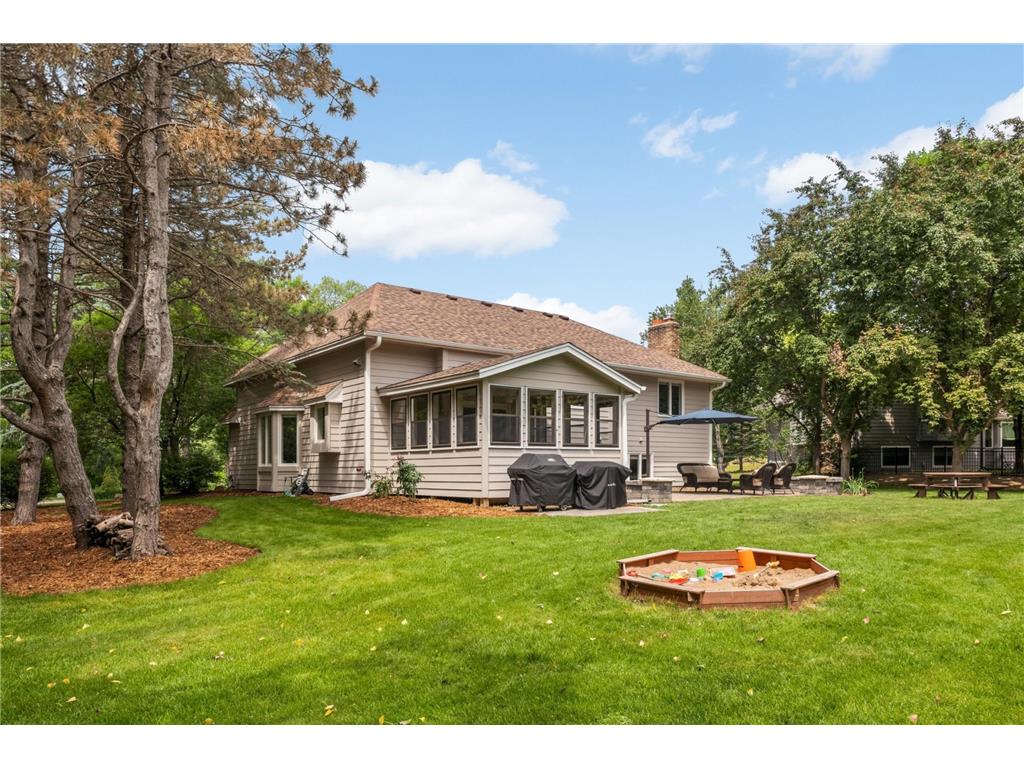 5550 Chatsworth Street N Shoreview MN 55126 7083496 image33