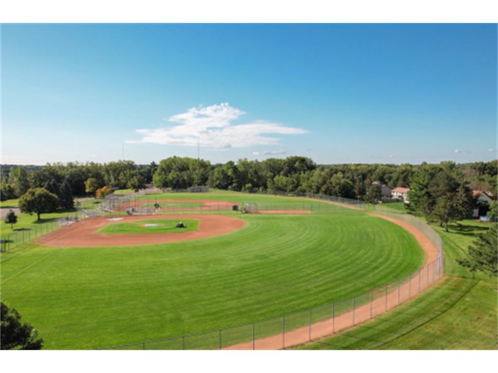 5550 Chatsworth Street N Shoreview MN 55126 7083496 image40