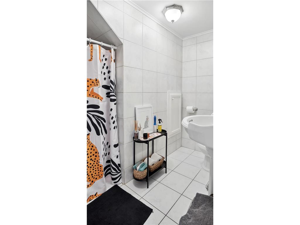 5552 1st Avenue S #2 Minneapolis MN 55419 7083529 image11