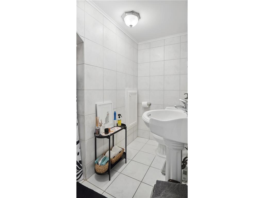 5552 1st Avenue S #2 Minneapolis MN 55419 7083529 image12