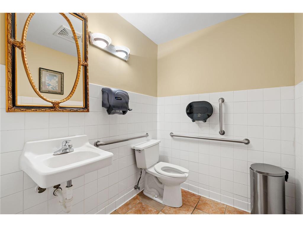 5554 34th Avenue S Minneapolis MN 55417 6822797 image12