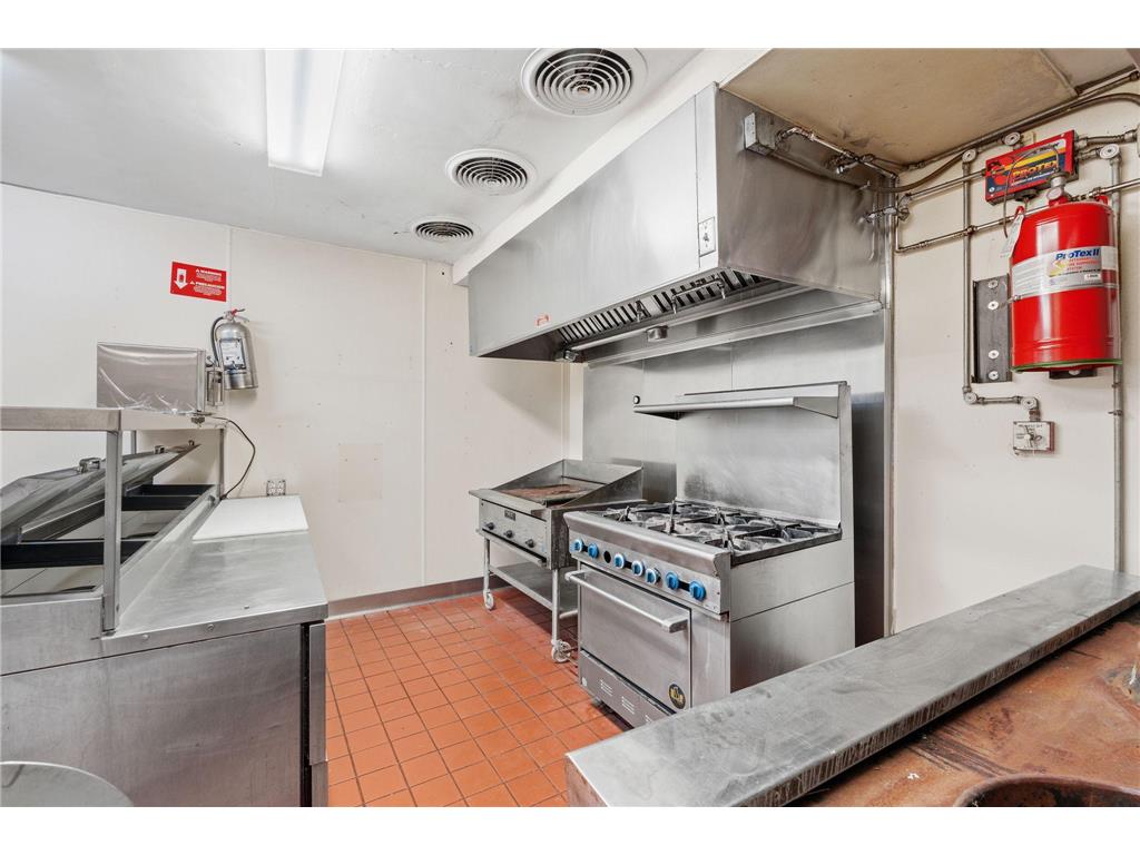 5554 34th Avenue S Minneapolis MN 55417 6822797 image19