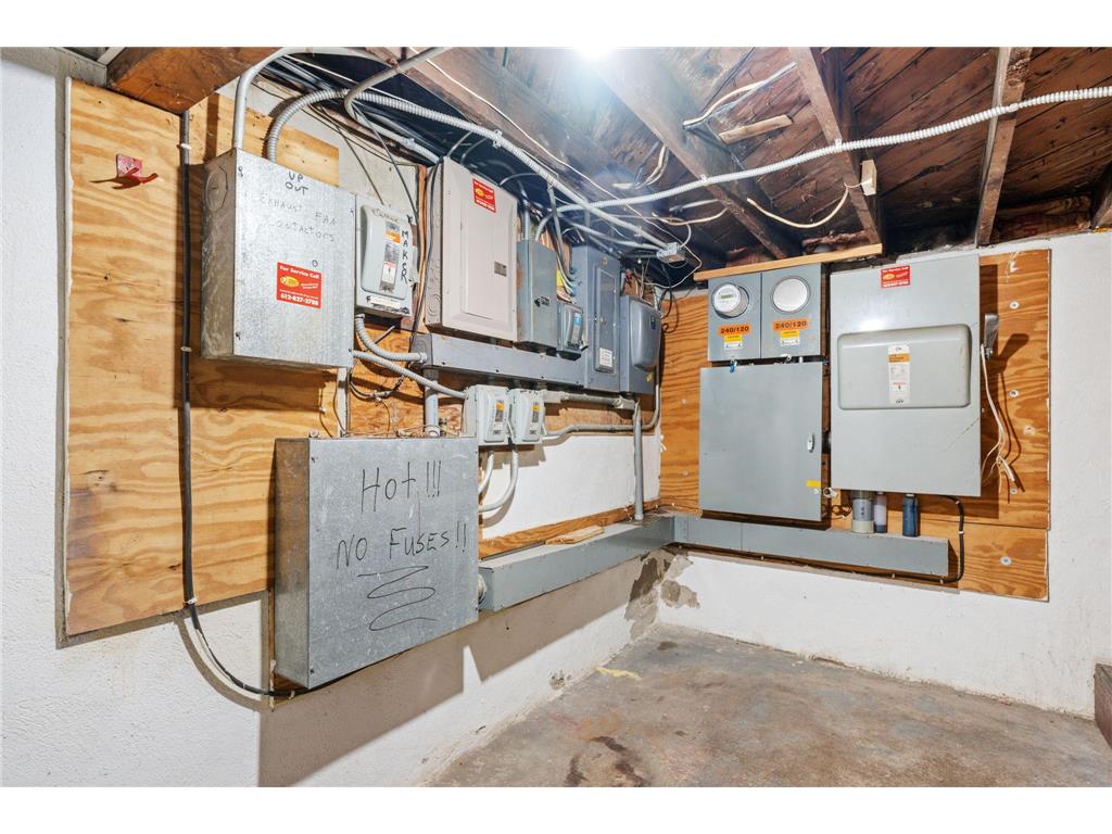 5554 34th Avenue S Minneapolis MN 55417 6822797 image24