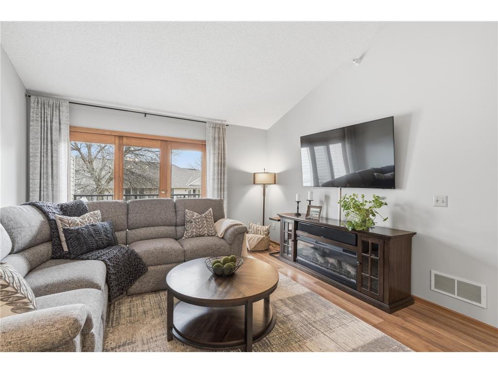 5554 Nathan Lane N #4 Plymouth MN 55442 7016495 image15