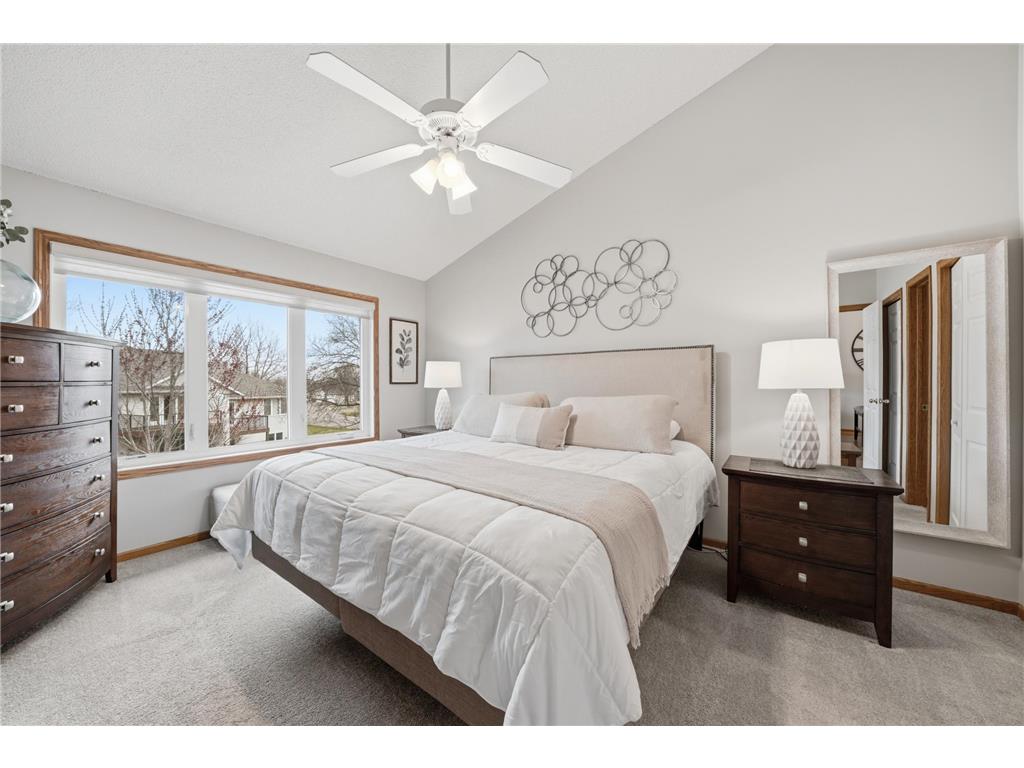 5554 Nathan Lane N #4 Plymouth MN 55442 7016495 image17