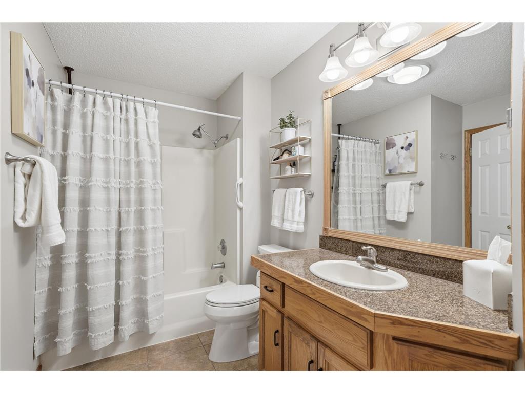 5554 Nathan Lane N #4 Plymouth MN 55442 7016495 image19
