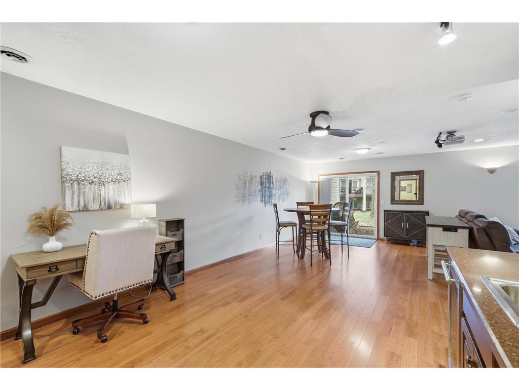 5554 Nathan Lane N #4 Plymouth MN 55442 7016495 image23