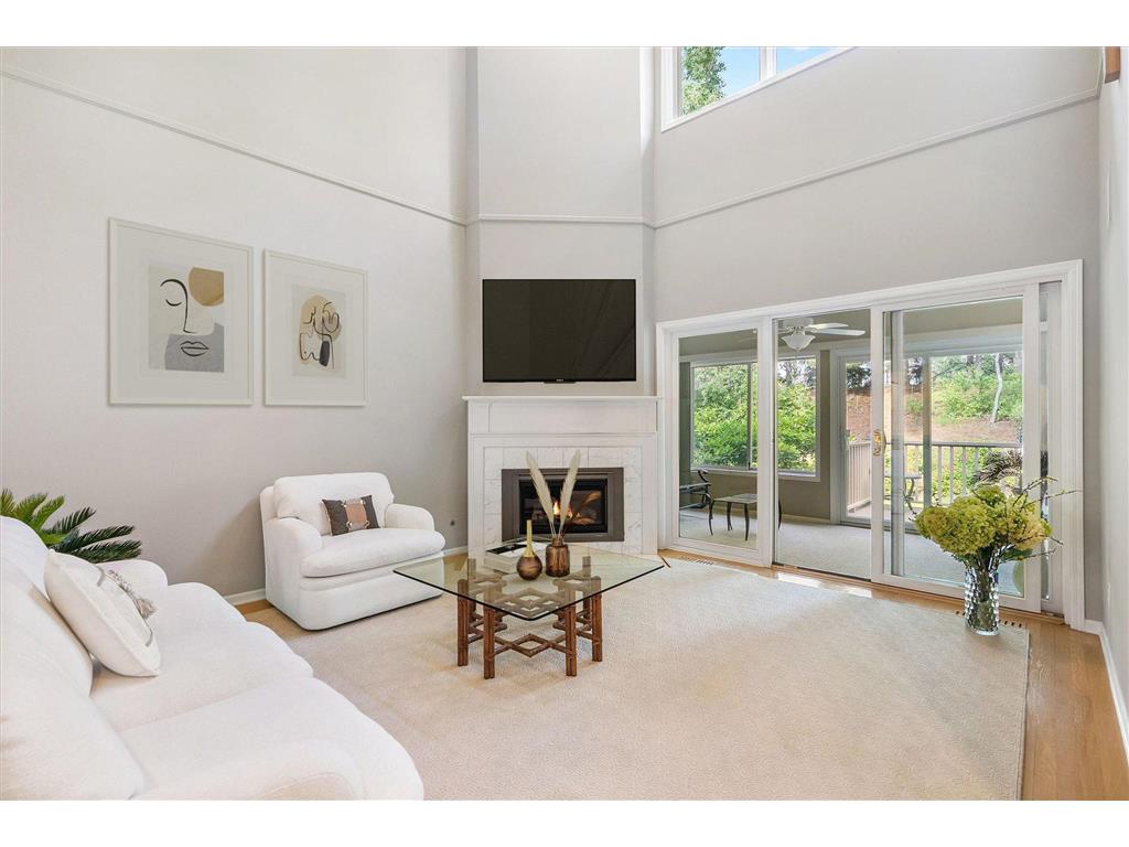 5555 W 70th Street Edina MN 55439 6733470 image1