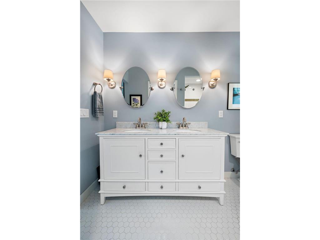 5557 Girard Avenue S Minneapolis MN 55419 7017872 image23