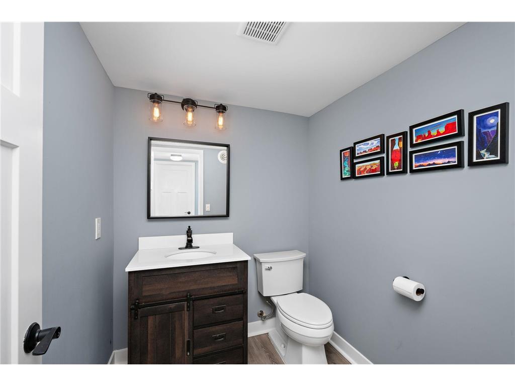 5557 Girard Avenue S Minneapolis MN 55419 7017872 image39