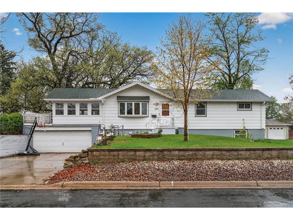 556 53 1/2 Avenue NE Fridley MN 55421 7051956 image1