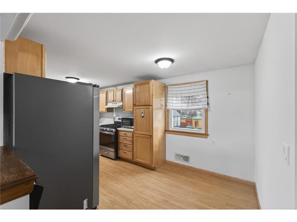 556 53 1/2 Avenue NE Fridley MN 55421 7051956 image12