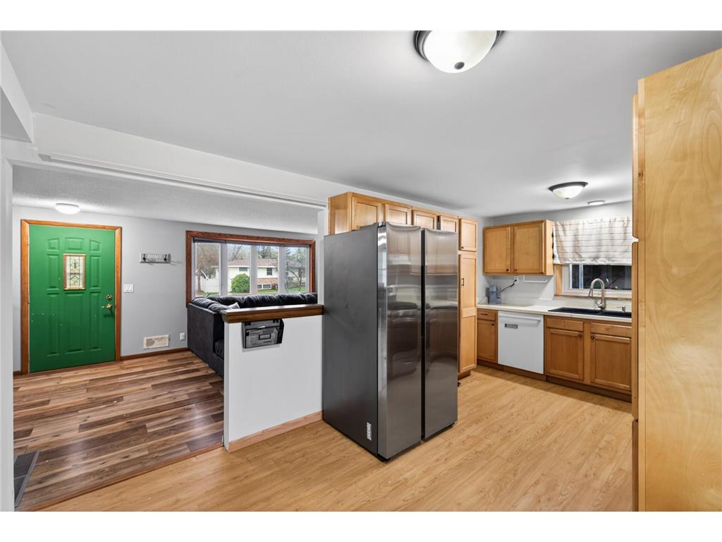 556 53 1/2 Avenue NE Fridley MN 55421 7051956 image13