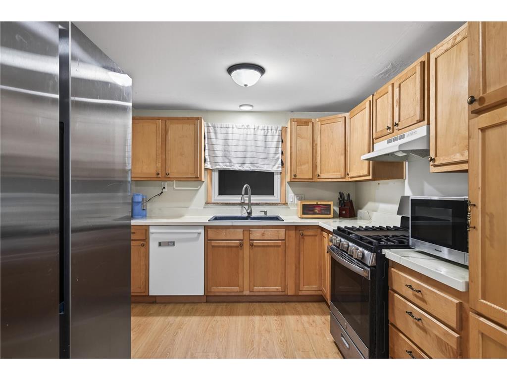 556 53 1/2 Avenue NE Fridley MN 55421 7051956 image14
