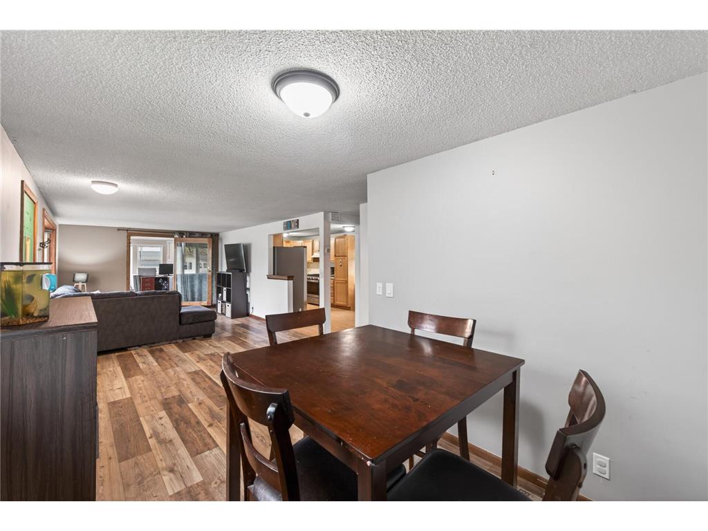 556 53 1/2 Avenue NE Fridley MN 55421 7051956 image9