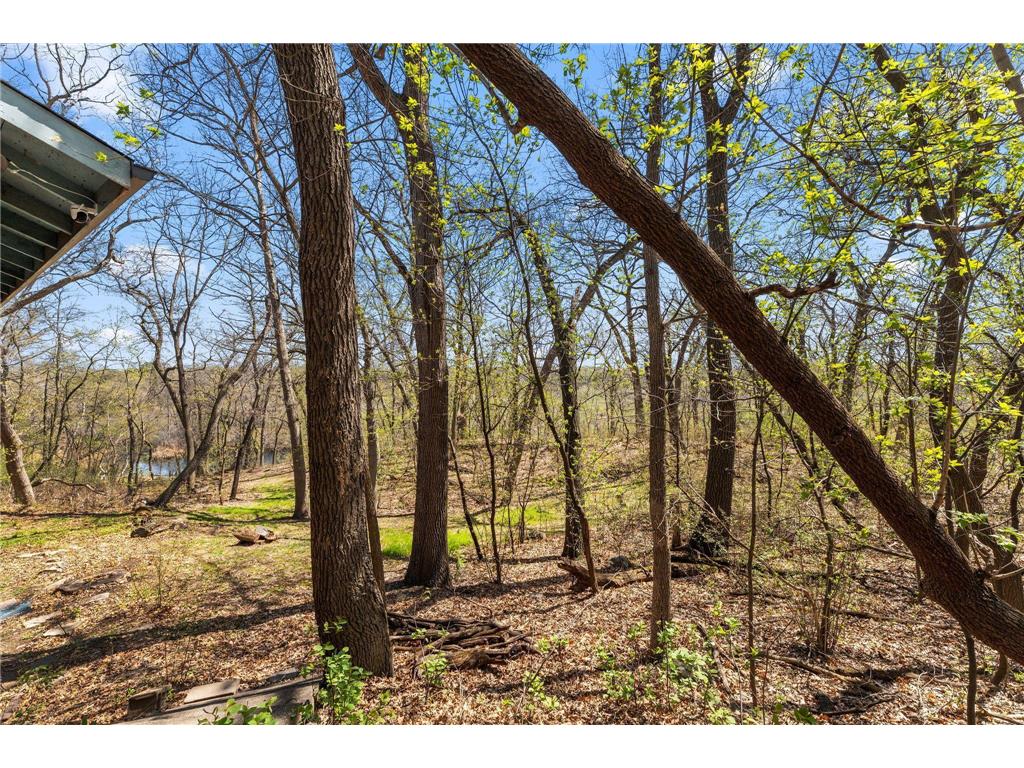 556 County Road C W Roseville MN 55113 6708093 image22