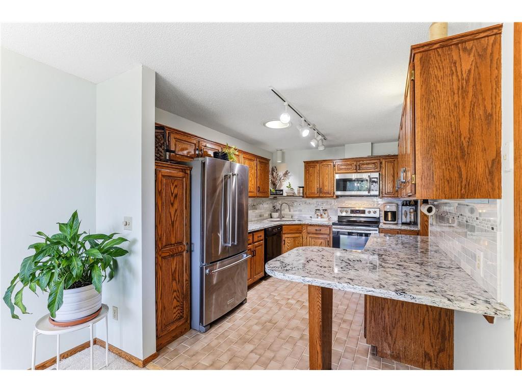 556 Donegal Circle Shoreview MN 55126 7100761 image9