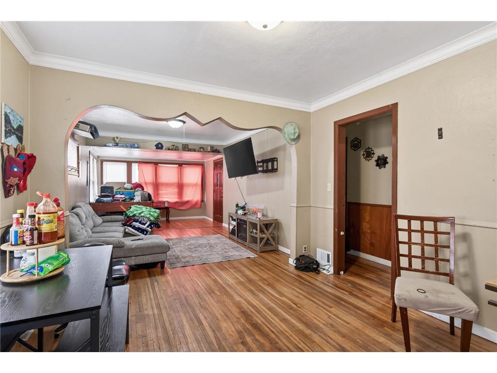 556 Gotzian Street Saint Paul MN 55106 7018984 image3