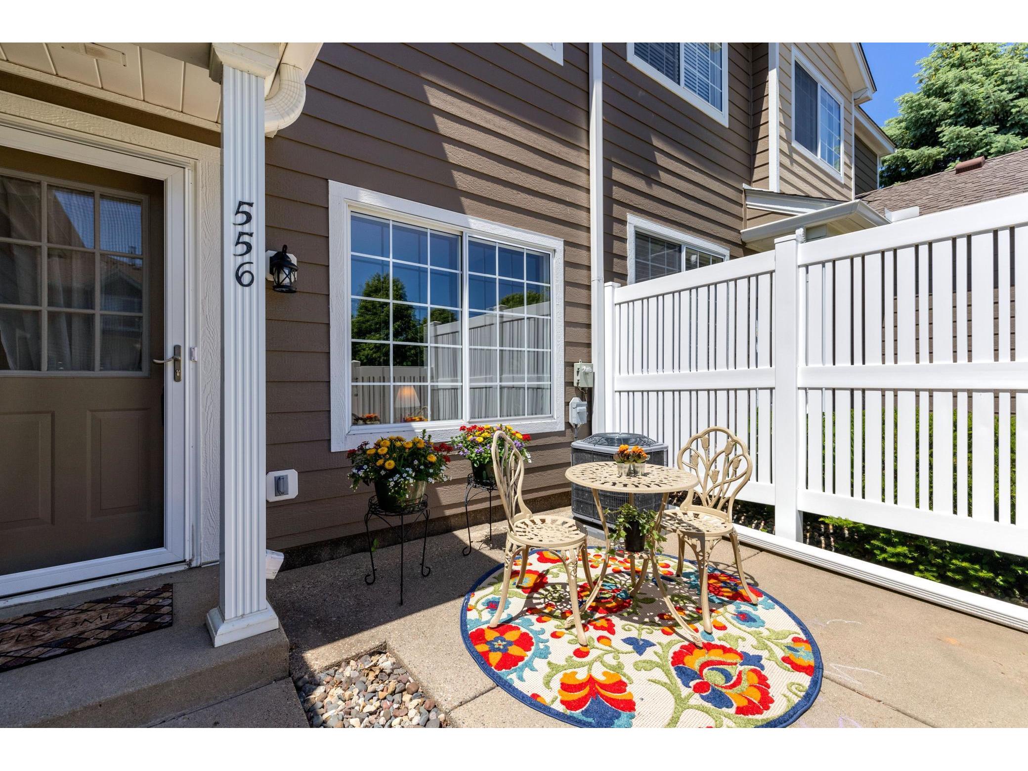 556 Mariner Way, Woodbury, MN 55129 MLS 5770004 Edina Realty