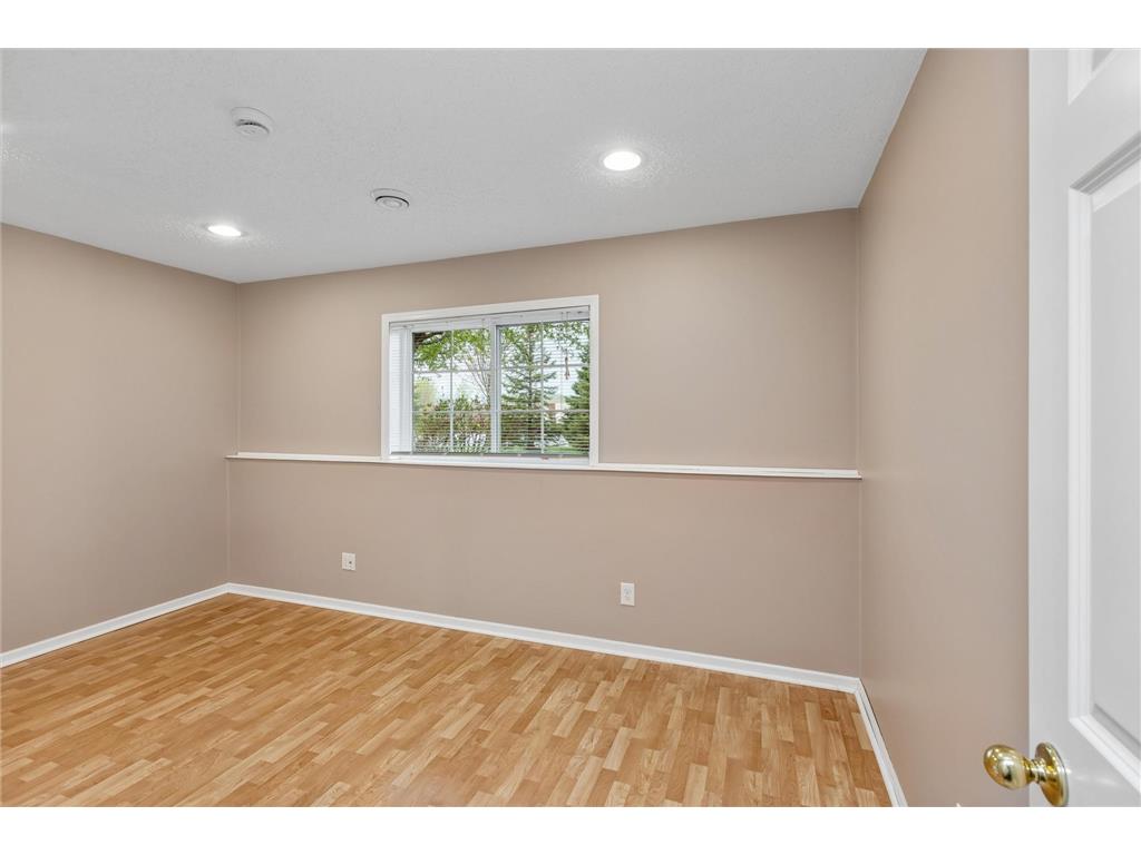 5561 Elm Grove Court New Hope MN 55428 7046647 image24
