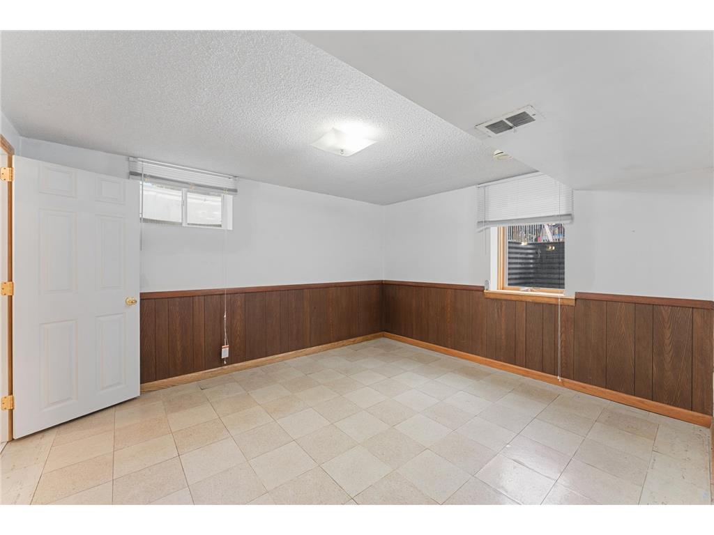 557 Cheri Lane NE Fridley MN 55421 7099291 image26