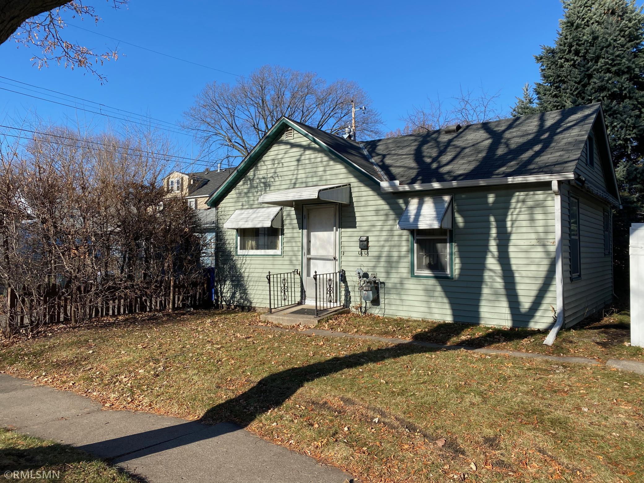 557 Cromwell Avenue, Saint Paul, MN 55104 MLS 5685916 Edina Realty