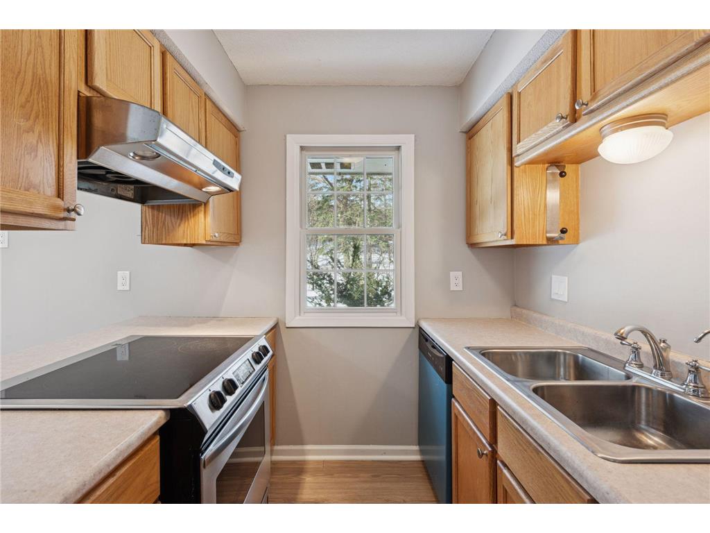 5570 & 5580 Shorewood Lane Shorewood MN 55331 7079447 image14