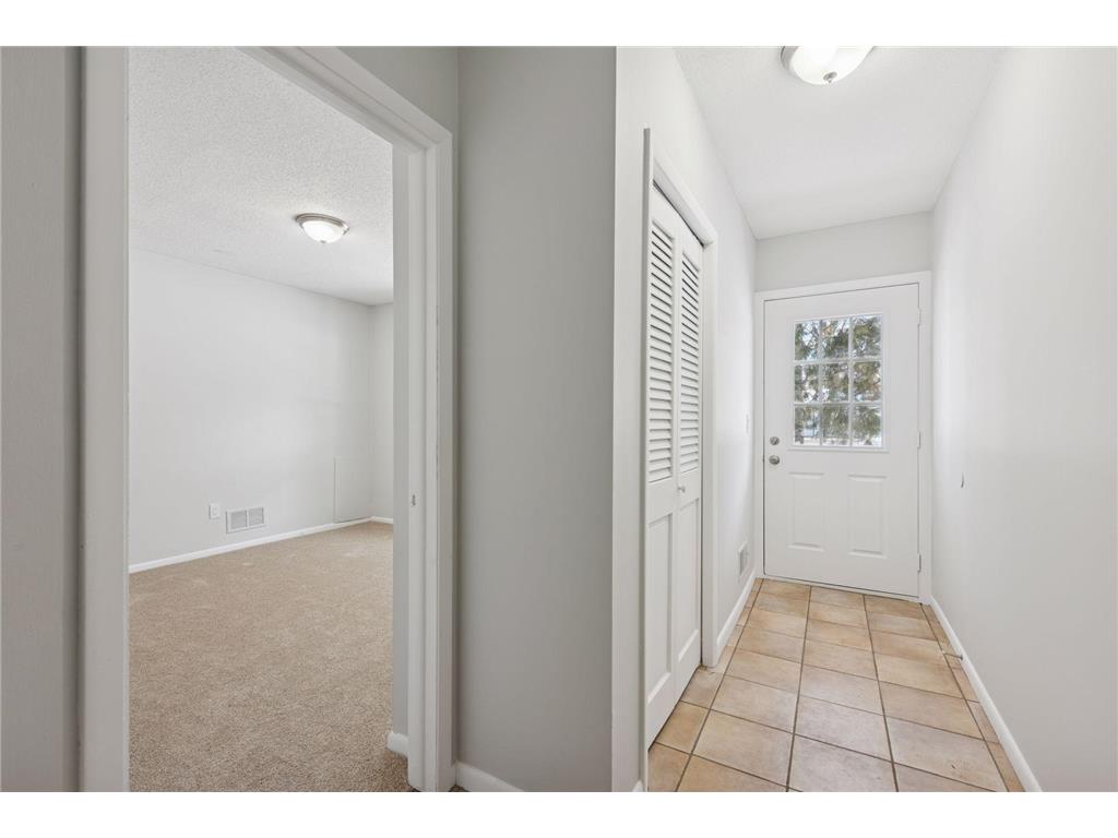 5570 & 5580 Shorewood Lane Shorewood MN 55331 7079447 image26