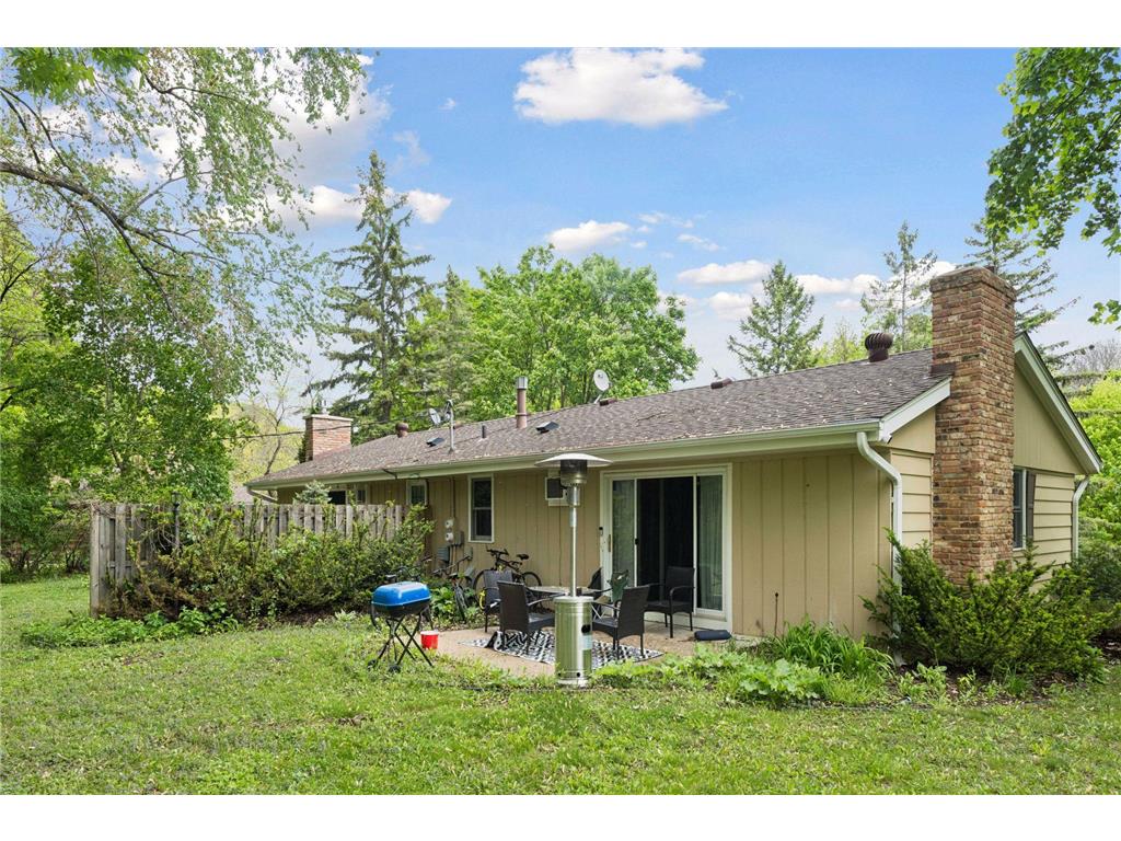 5570 & 5580 Shorewood Lane Shorewood MN 55331 7079447 image48