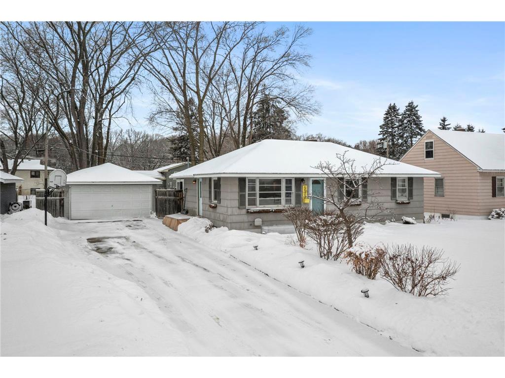 5573 Fairview Avenue N Shoreview MN 55126 6817039 image1
