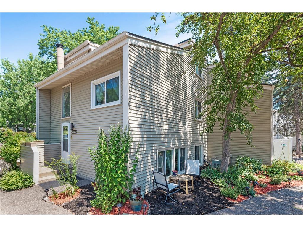 5577 E Bavarian Pass Fridley MN 55432 6396866 image1