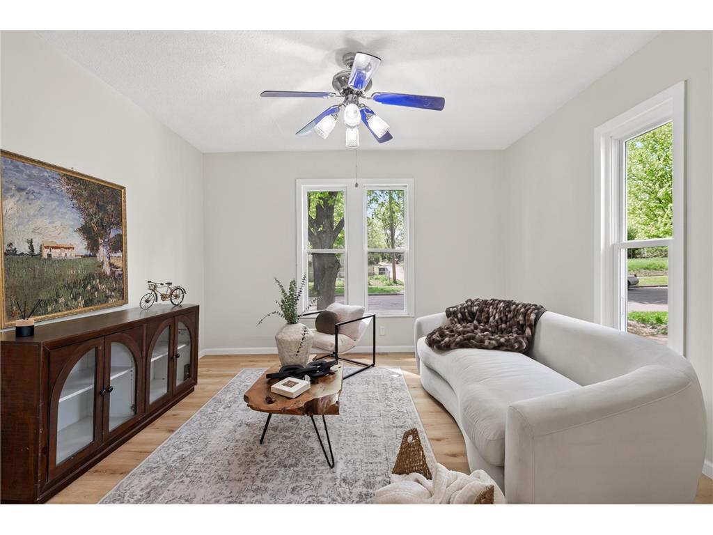 558 Osceola Avenue S Saint Paul MN 55102 7072427 image16