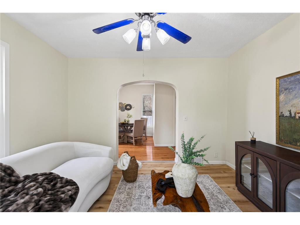 558 Osceola Avenue S Saint Paul MN 55102 7072427 image19