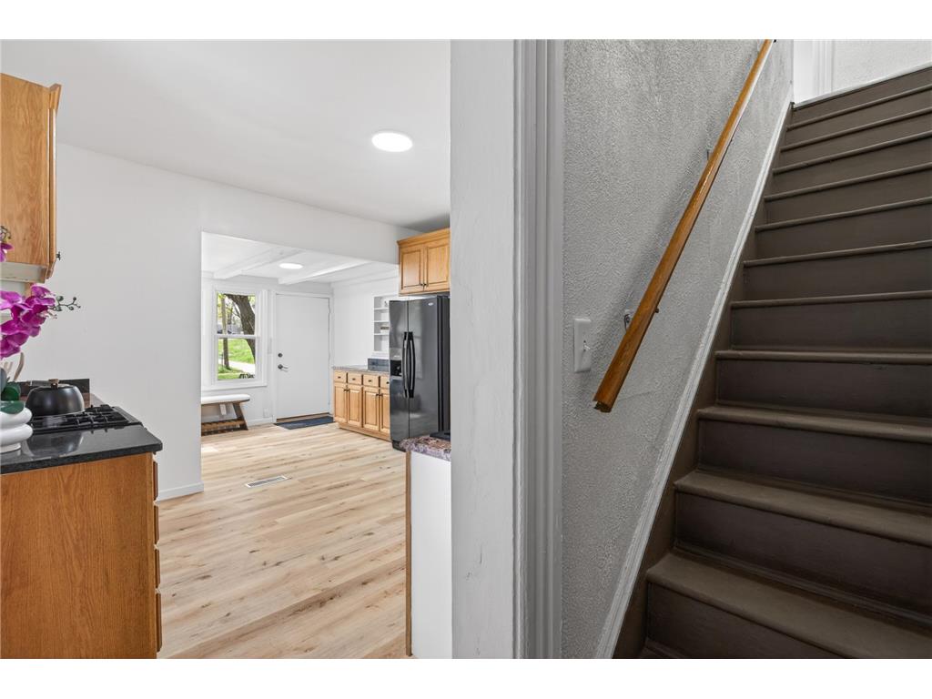 558 Osceola Avenue S Saint Paul MN 55102 7072427 image21