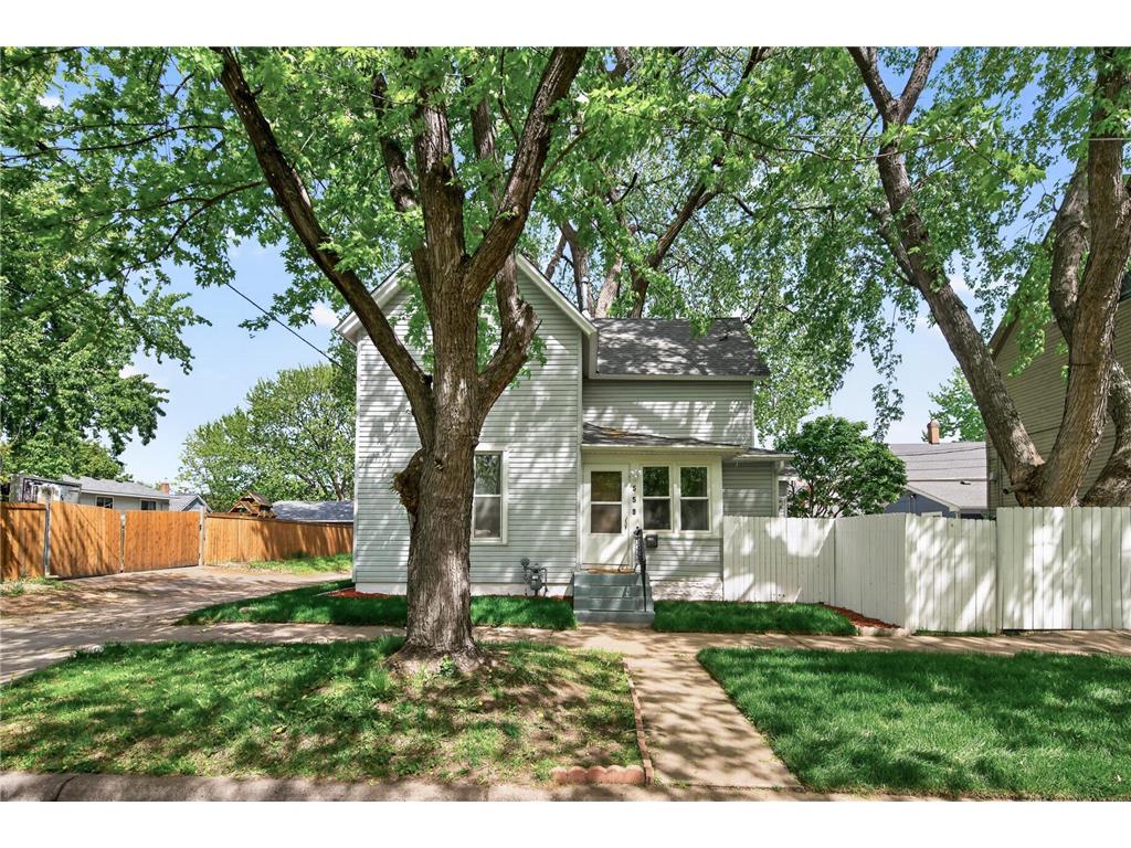 558 Osceola Avenue S Saint Paul MN 55102 7072427 image38